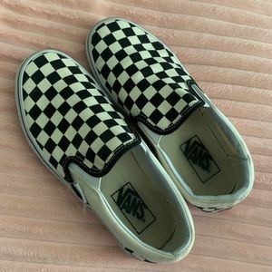 checkered vans